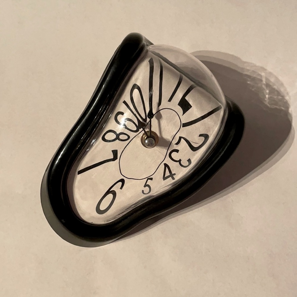 Melting clock home clock